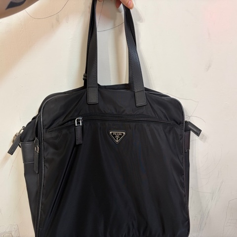 Prada Tessuto Saffiano 公事包