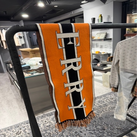 超便宜🌟Burberry 字母羊毛針織圍巾｜Classic Trend CT精品｜台北東區實體