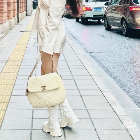 Chanel 南瓜包手提肩背包 米白 金扣 荔枝皮 28*27*8 9新 配件塵袋