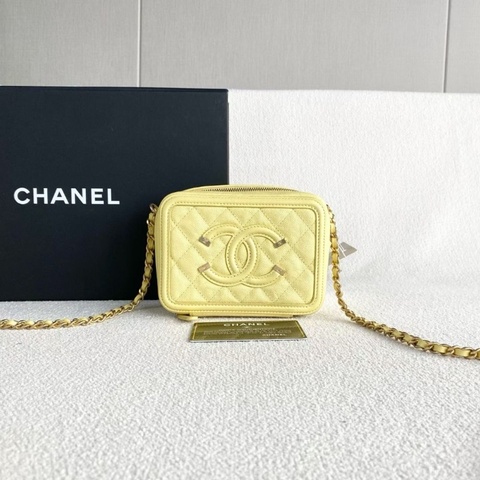 Chanel 小雞黃Vanity系列相機包 金扣 荔枝皮14*10*6 9新 配件塵袋