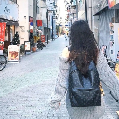 LV 黑老花阿波羅 Discovery後背包 黑灰色 29*38*19 9新 配件塵袋