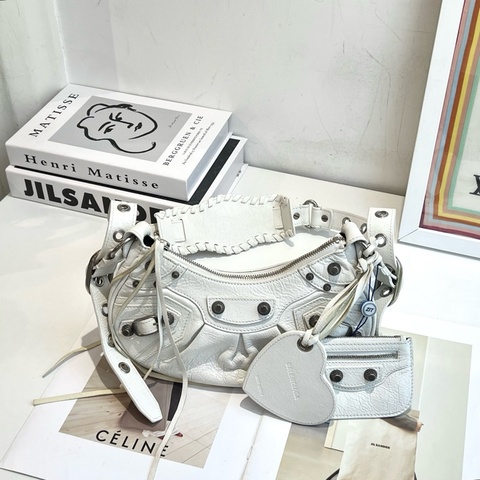 巴黎世家/Balenciaga 白色Le Cagole月牙機車斜挎包