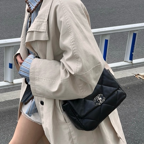 Chanel香奈兒19bag小號 黑銀羊皮鏈條手提包單肩包斜挎包芯片款
