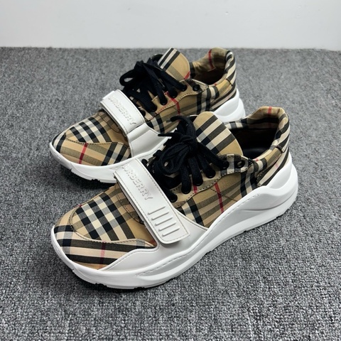 Burberry巴寶莉 黃色格紋米色 魔術貼休閒鞋 卡其/41碼 /98新