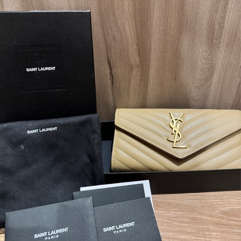 （YSL)Saint Laurent V字翻蓋長夾