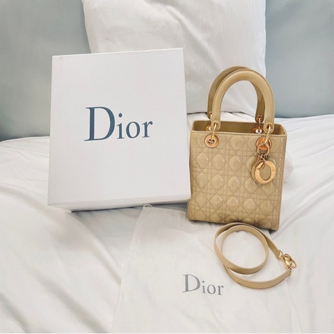 黛妃包Lady Dior 小款漆皮藤格紋手提肩背包 米色