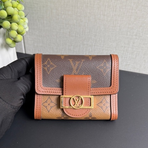 Louis Vuitton 路易威登  達芙妮錢包芯片款