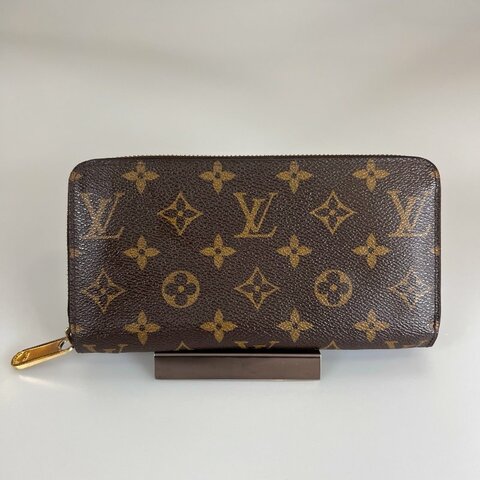 LV M42616  老花ㄇ拉長夾