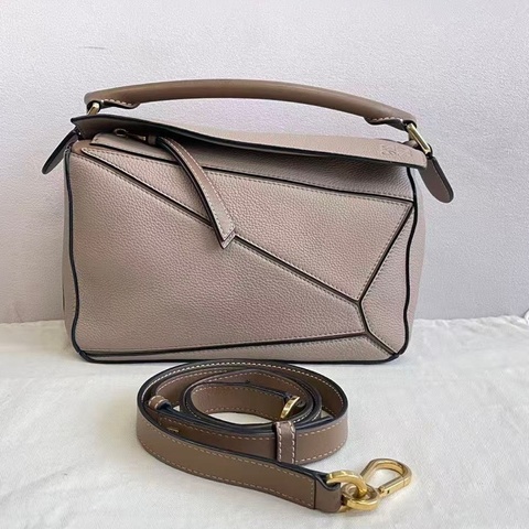 Loewe 羅意威幾何包puzzle 小號沙色