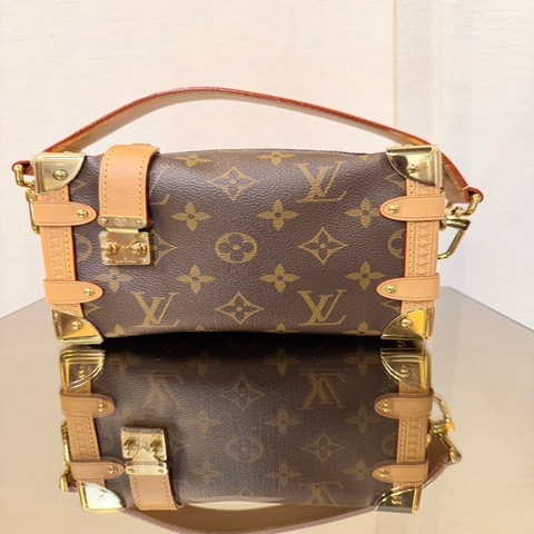 LV原花Slide Trunk PM肩斜背包