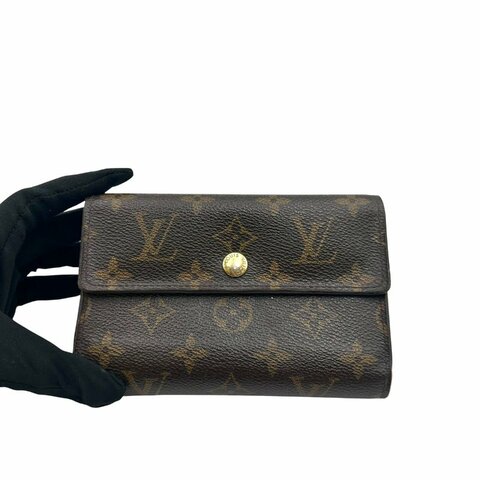 【美收精品】 Louis Vuitton  老花中夾 C-661【隔月月中將轉賣至日本 上架期限30天】