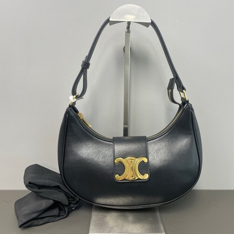 Celine/賽琳 Ava腋下包 經典大Logo設計 黑金 牛皮材質月牙包手提包單肩包腋下包