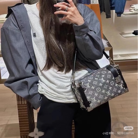 【威選精品】🩶 Louis Vuitton Side Trunk 灰色牛仔 Monogram｜谷愛凌同款 芯片款 🩶