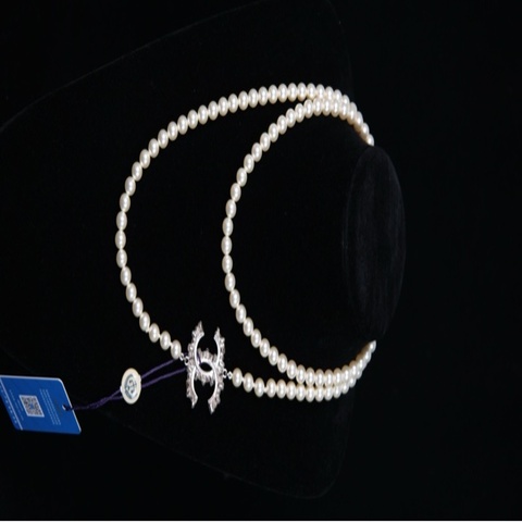 Chanel 15年秋冬餐厅系列小酒馆系列黑色莱茵石cc珍珠毛衣链长项链