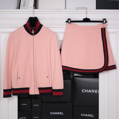 Gucci 粉色花边高尔夫运动棒球服外套上衣半裙套装