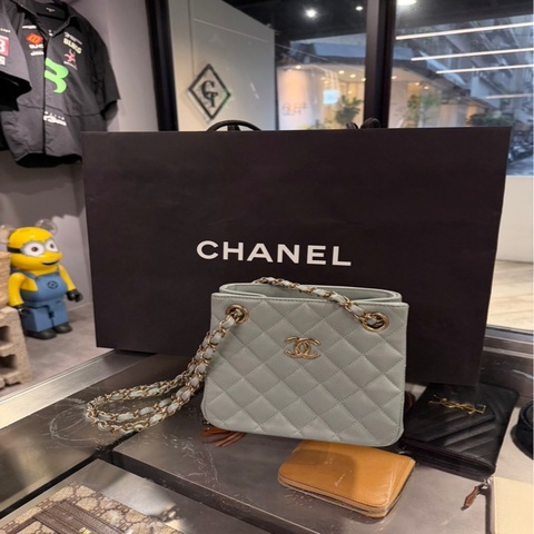 專櫃半價🌟Chanel 22S 水桶包 荔枝牛皮 鼠尾草綠 芯片款｜Classic Trend CT精品｜台北東區實體
