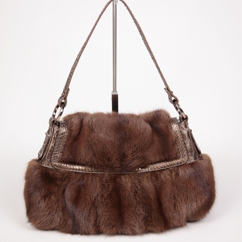 Fendi 棕色皮草拼接蛇皮法棍包腋下包单肩包