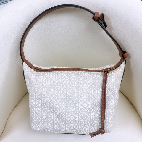 Loewe cubi small 老花飯盒包