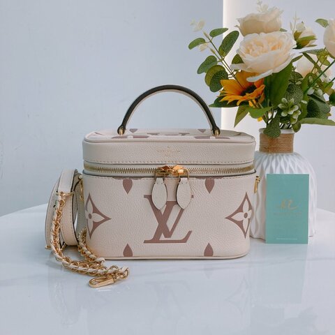MS0769	Louis Vuitton 路易威登小號化妝盒子肩帶包包 Vanity PM 19cm Monogram Empreinte Creme