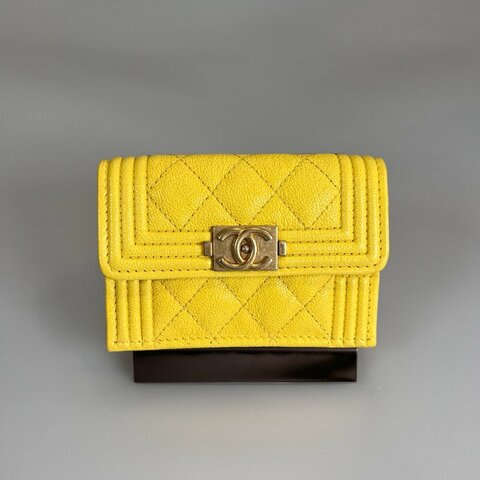 CHANEL BOY金扣迷你三折短夾 荔枝黃 27開
