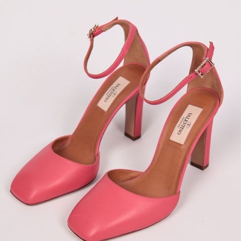 Valentino 西瓜红皮革绑带高跟鞋