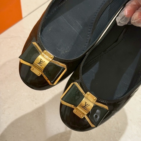 近新閒置🖤#Lv #灰色平底鞋 #38碼 #購證