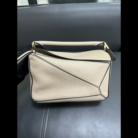 Loewe small puzzle