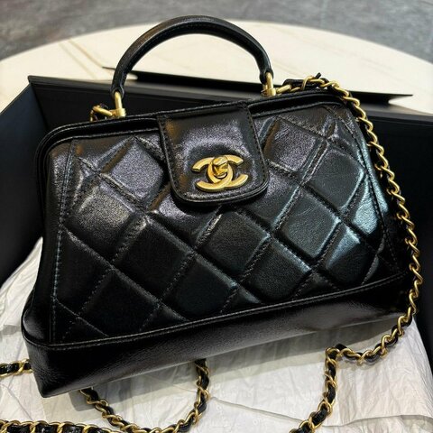 *SHIHNA名牌精品* CHANEL 24A Lambskin Doctos bag 醫生包中號(芯片款)