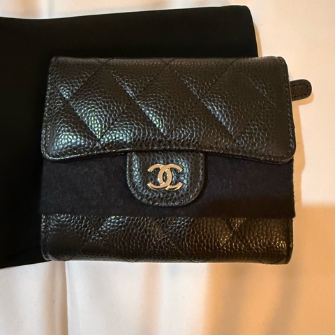 Chanel 經典荔枝皮 黑色銀釦 三折皮夾/短夾 現貨