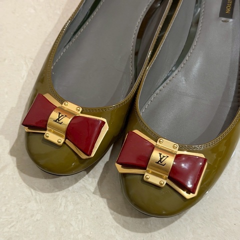 近新閒置💚#Lv #墨綠平底鞋 #38碼 #購證