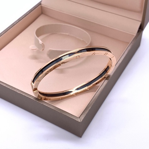 Bvlgari 寶格麗18k玫瑰金黑陶瓷手鐲 m號 優雅經典 時尚大方