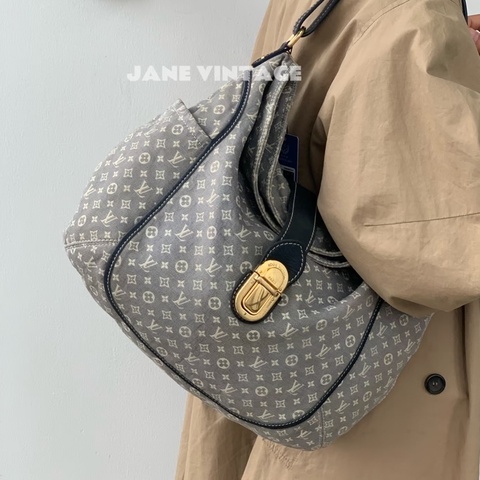 Louis Vuitton • 經典丹寧老花拼皮Hobo肩背包