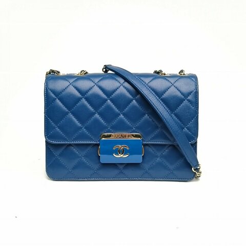 CHANEL 藍色羊皮24開琺瑯扣CF限定款亞克力扣口蓋包肩背包