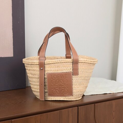 LOEWE/羅意威Basket拉菲草手工編織菜籃子
