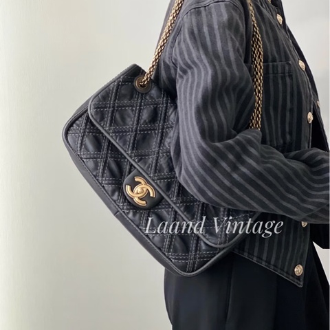 Chanel • 經典黑金外縫線牛皮Cf 鏈條包 🈶保卡