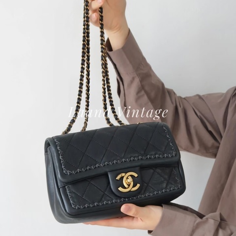 Chanel • 經典外縫線深藍色牛皮金釦Cf 20口蓋包 🈶原廠塵袋