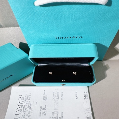 Tiffany蒂芙尼 Victoria系列 18K玫瑰金四葉草鑽石耳釘