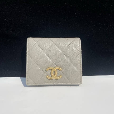 Chanel 灰色 金扣錢包 10x9cm 芯片款