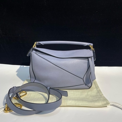 LOEWE羅意威 幾何包 小號 霧霾藍色24*15*10cm  男女同款