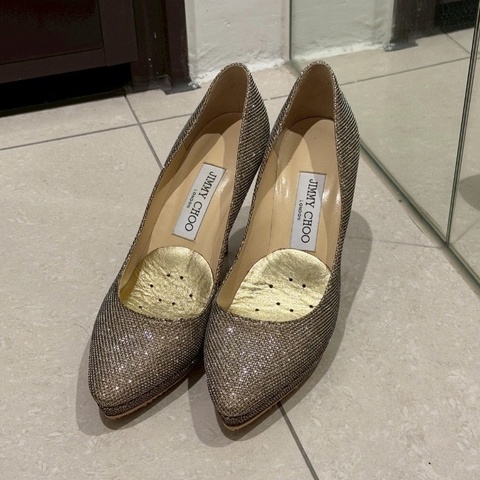 全配閒置✨🥂#Jimmy choo #金色閃片 #高跟鞋 #37.5碼 #已貼底