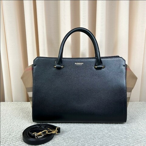 Burberry 黑色通勤包 🈶肩帶