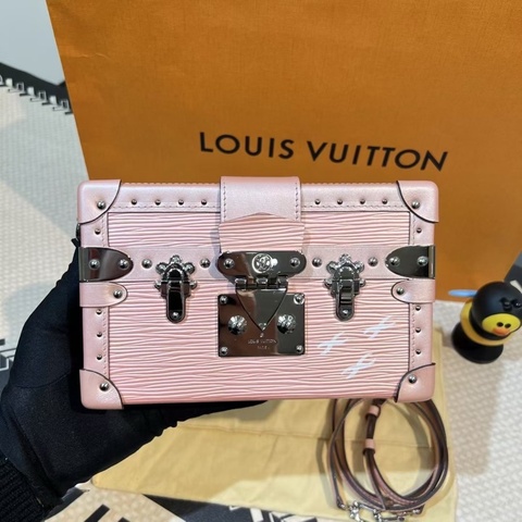 LV 粉色 硬盒子
