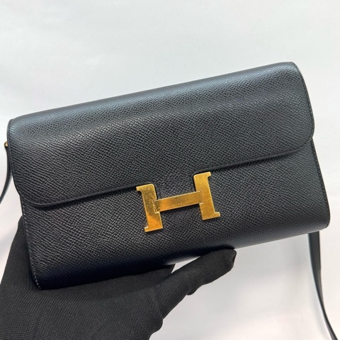 Hermès 愛馬仕 Constance To Go 經典 H扣 兩用斜背長夾/ WOC  黑色 金扣 Z刻印