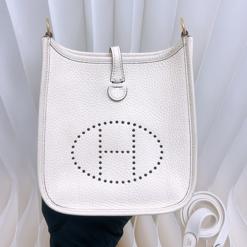 Hermes mini evelyne nata 奶油白金釦 Z刻