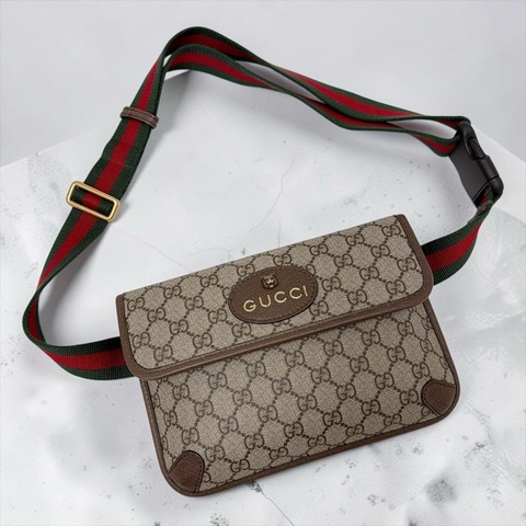 莉亞精品♡ GUCCI 493930 虎頭胸包 二手美包
