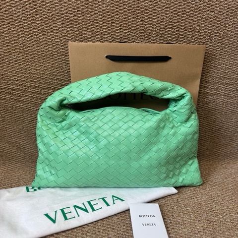 閒置新未使用 葆蝶家Bottega Veneta Intrecciato    牛皮革