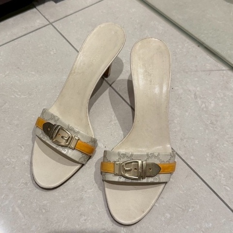 99新🧡#Gucci #白色老花logo #低跟涼鞋 #37碼