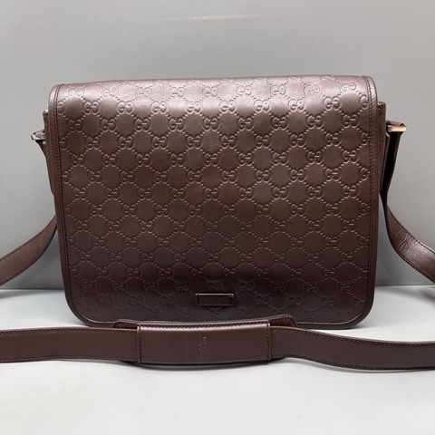 GUCCI 古馳棕色壓花翻蓋郵差包