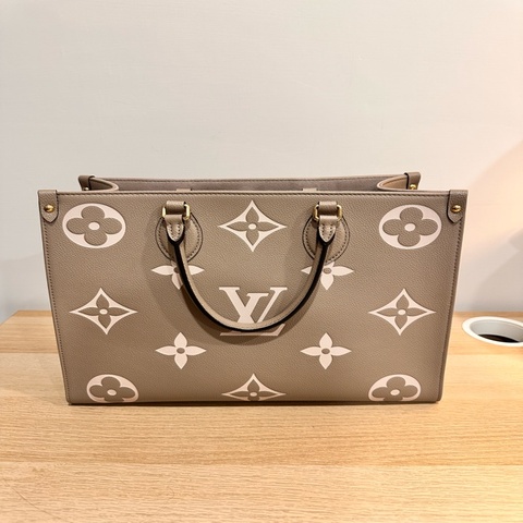 LOUIS VUITTON路易威登LV-on the go MM斑鳩灰