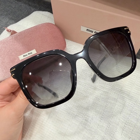 MIU MIU 超美 鏤空 SMU13W 太陽眼鏡